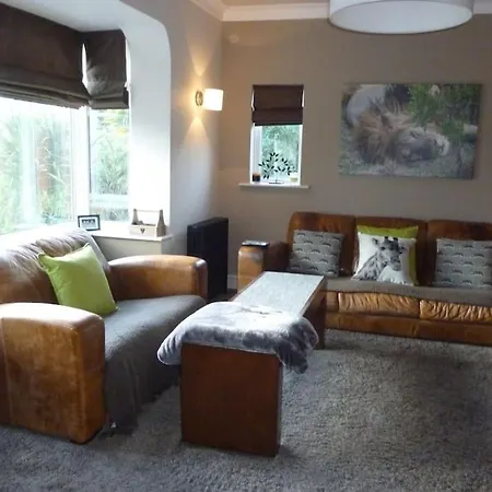 Entire Family By The Sea Scarborough