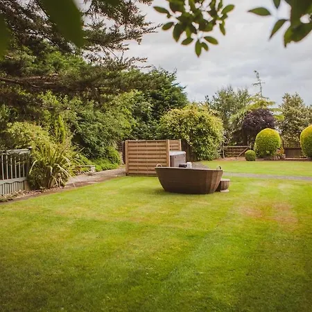 Дом отдыха Entire Family By The Sea *