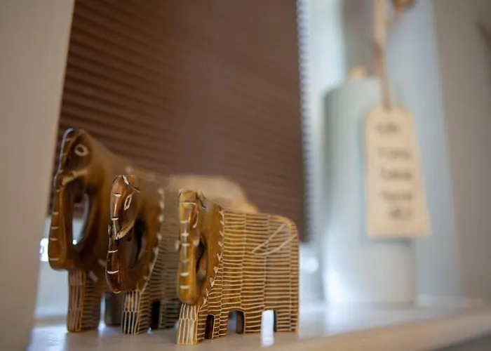 Entire Family By The Sea *