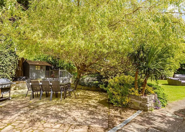 Дом отдыха Entire Family By The Sea