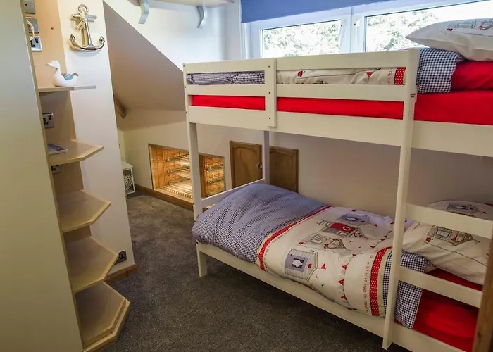 Entire Family By The Sea *