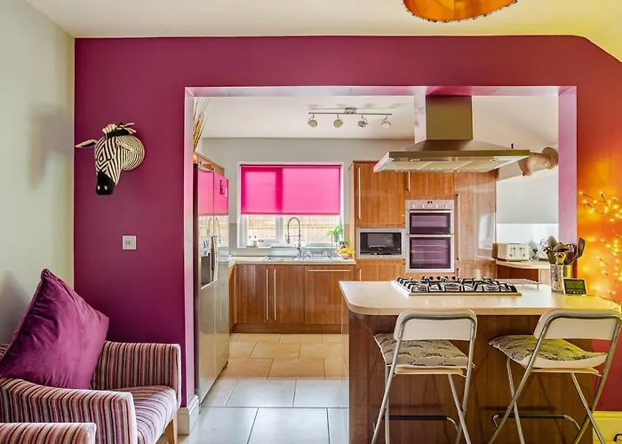 Entire Family By The Sea *